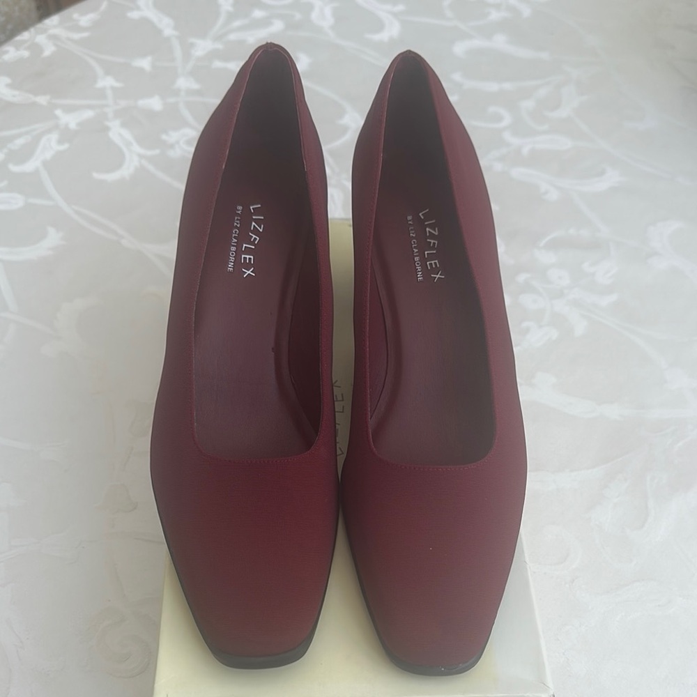 NET Liz Claiborne Lixflex Burgundy Women's Heel